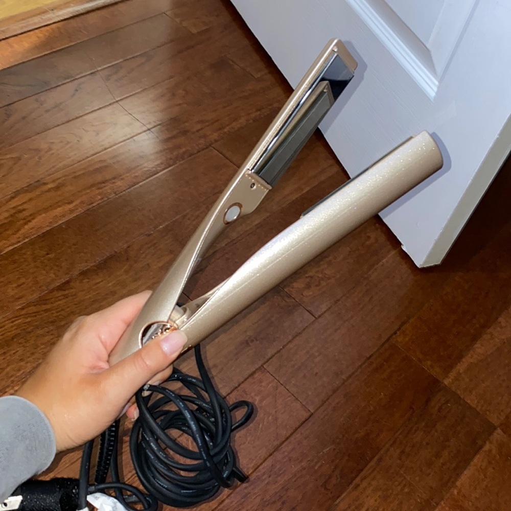 Tyne curling iron